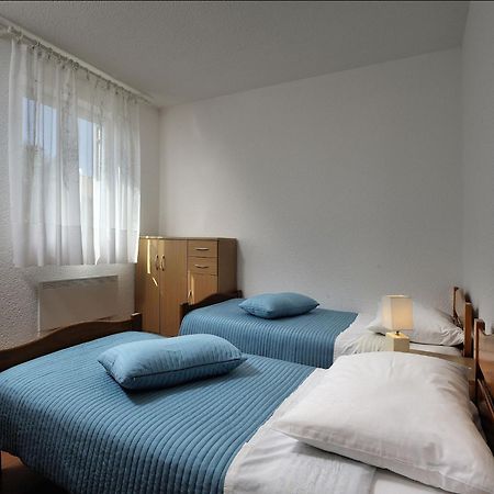 Apartment Vita Porec Esterno foto