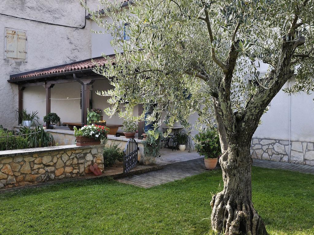 Apartment Vita Porec Esterno foto